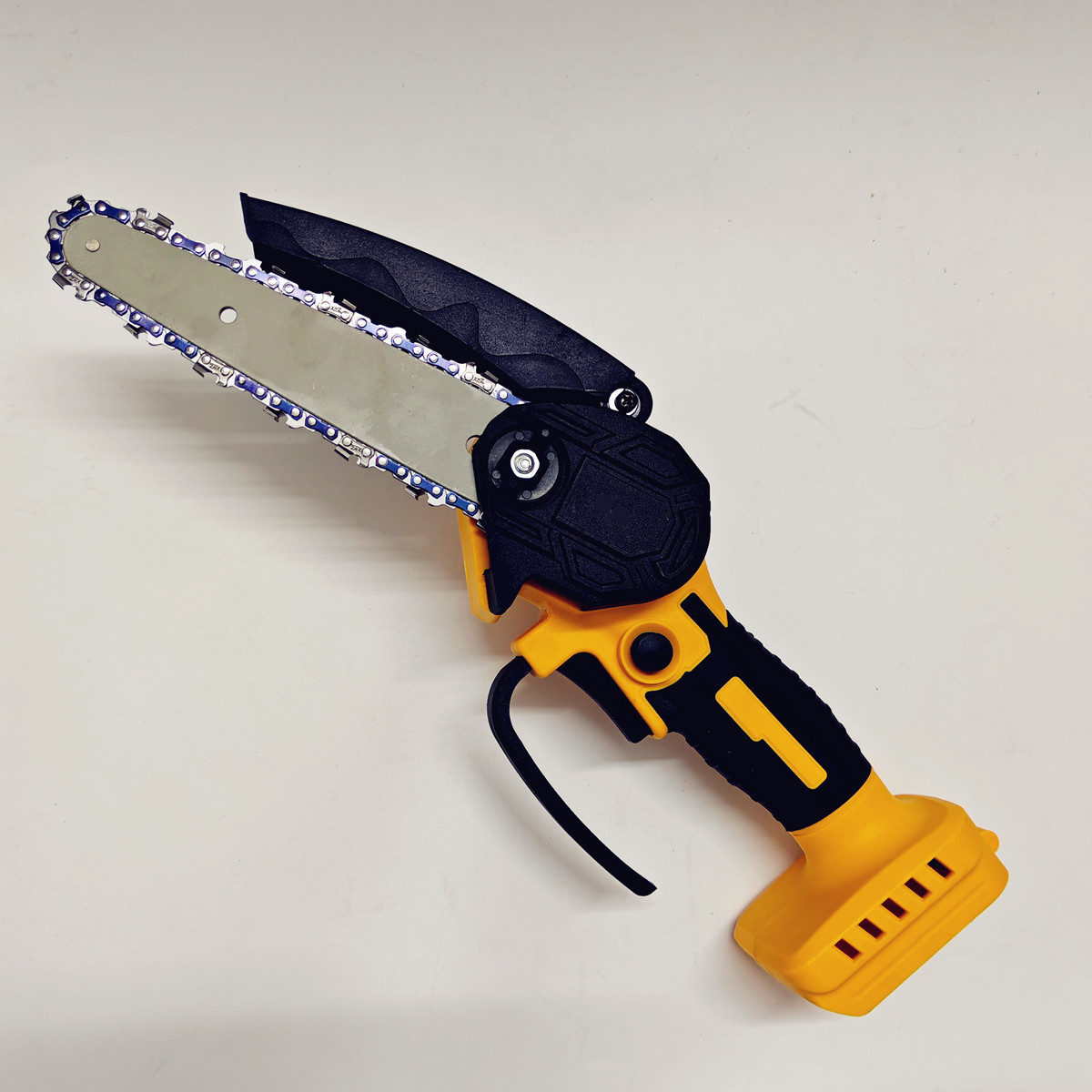 DeWALT 18V 20V バッテリーコードレスチェーンソ - Mini Electric Chainsaw 6 Inch のレビューと価格