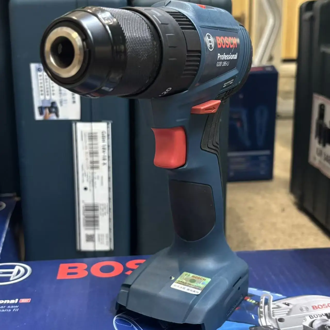 ボッシュ GSB 185-LI ブラシレスコードレスインパク - Brushless Cordless Electric Drill 18V のレビューと価格