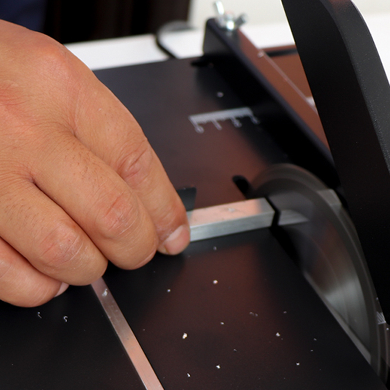 ✦   多機能ミニトランペット自動ワイヤーストリッパー調整ケ - Automatic Wire Stripper Cutter のレビューと価格